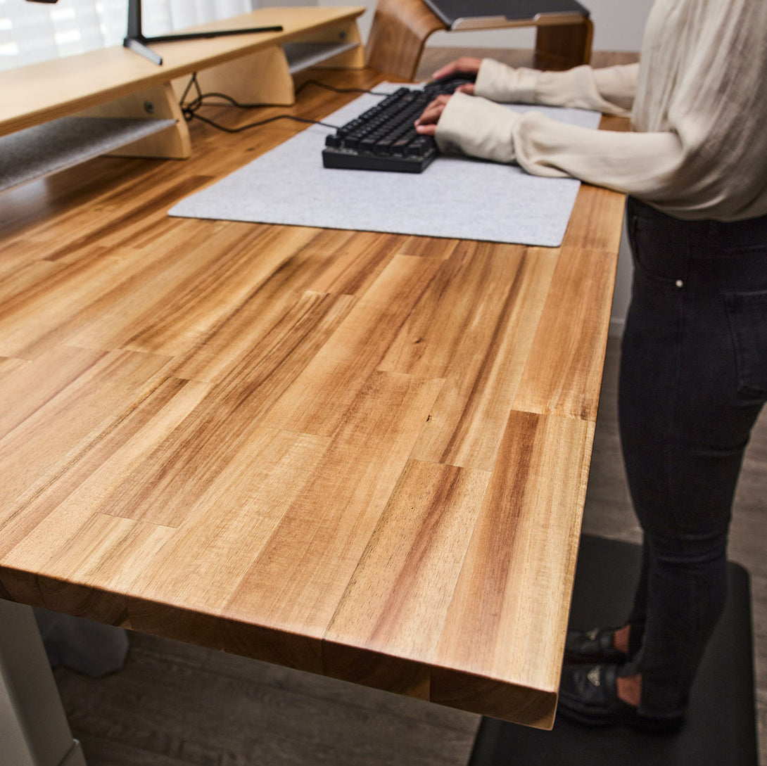 SIGNATURE STANDING DESK - Original